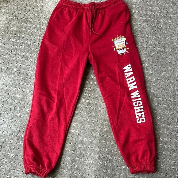 Maruchan Cup o Noodles Ramen Warm Wishes Red Sweatpants Joggers sz M - Picture 2 of 5